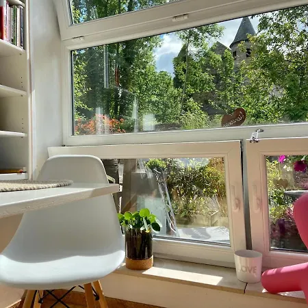 Apartment Face Au Chateau De Thy *