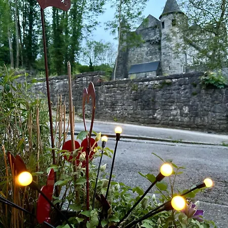 Face Au Chateau De Thy Apartment *